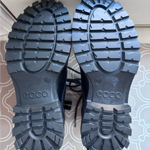 Ecco Women's Black Lace-Up Combat Boots - Picture 4 of 4